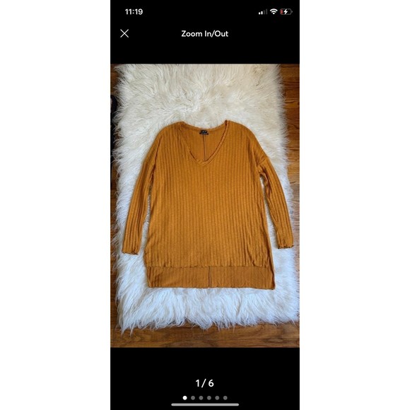 Urban Outfitters top - Picture 4 of 9